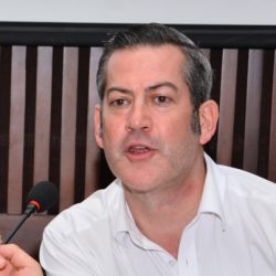 Profile picture of Simon Hodson